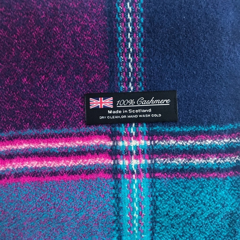 Top Rated ๐ 100% Cashmere Scarf - Picture 7 of 10